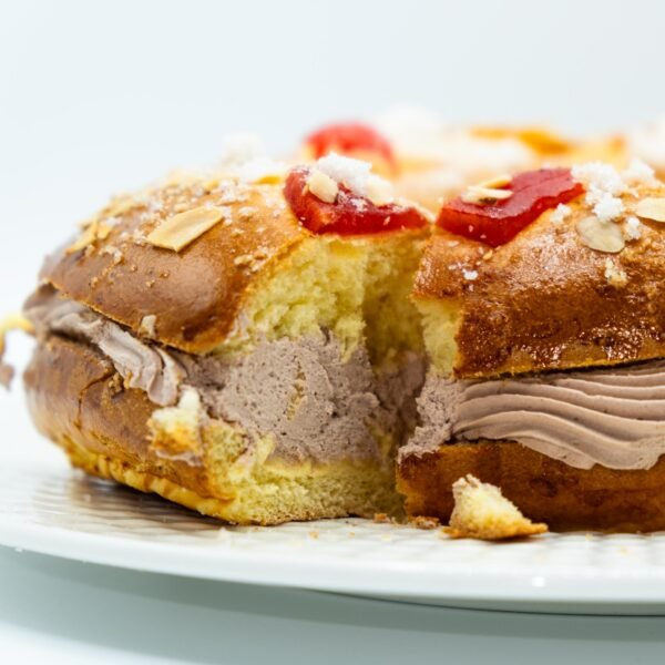 Roscón de Reyes relleno mitad nata/trufa - Imagen 6